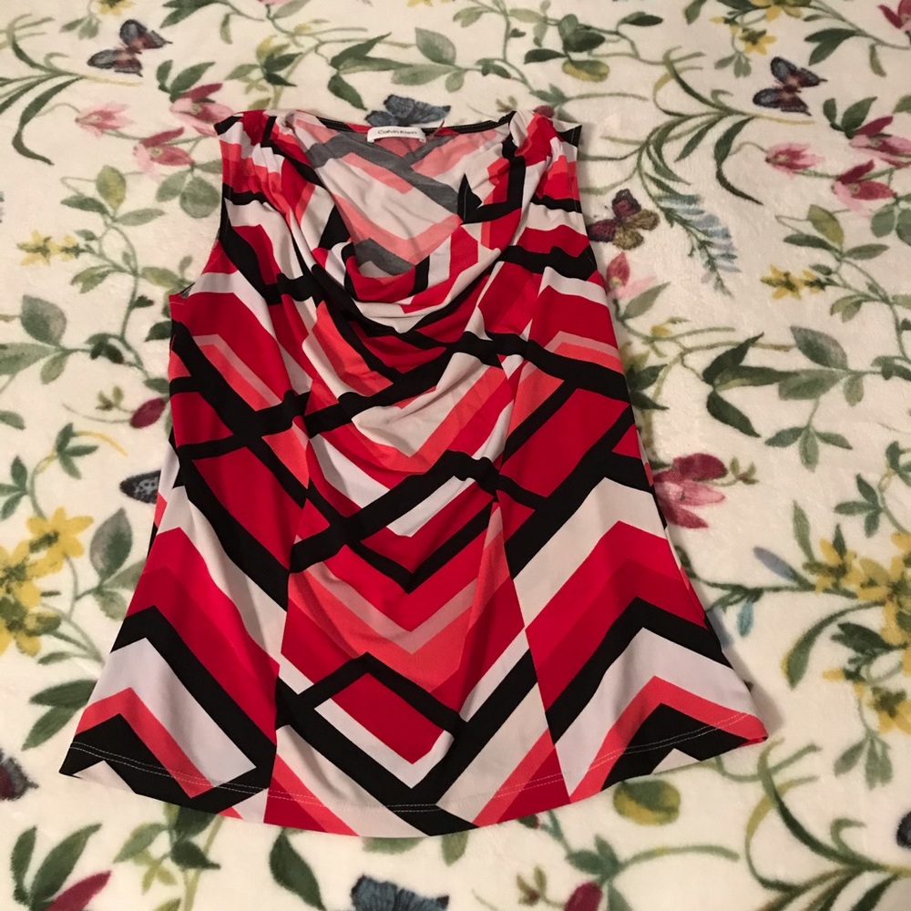 sleeveless top